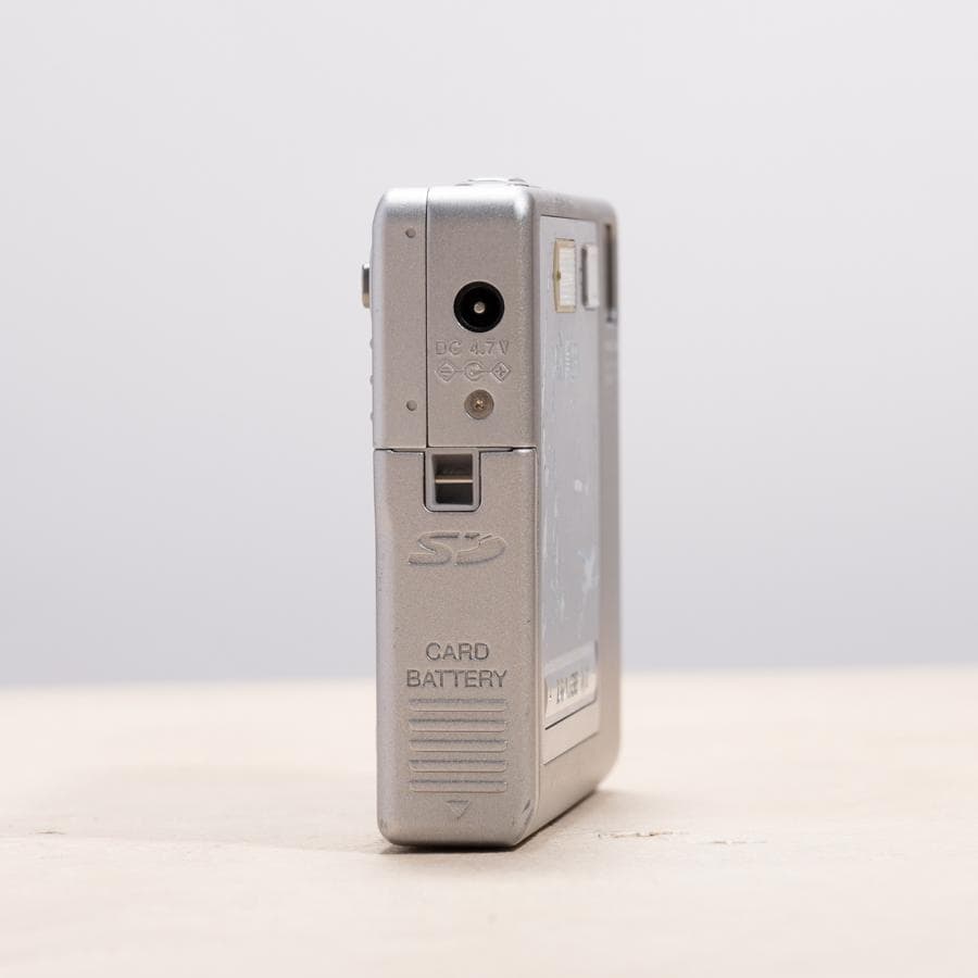 【スマホ転送OK】MINOLTA DIMAGE Xi シルバー 動作確認済み