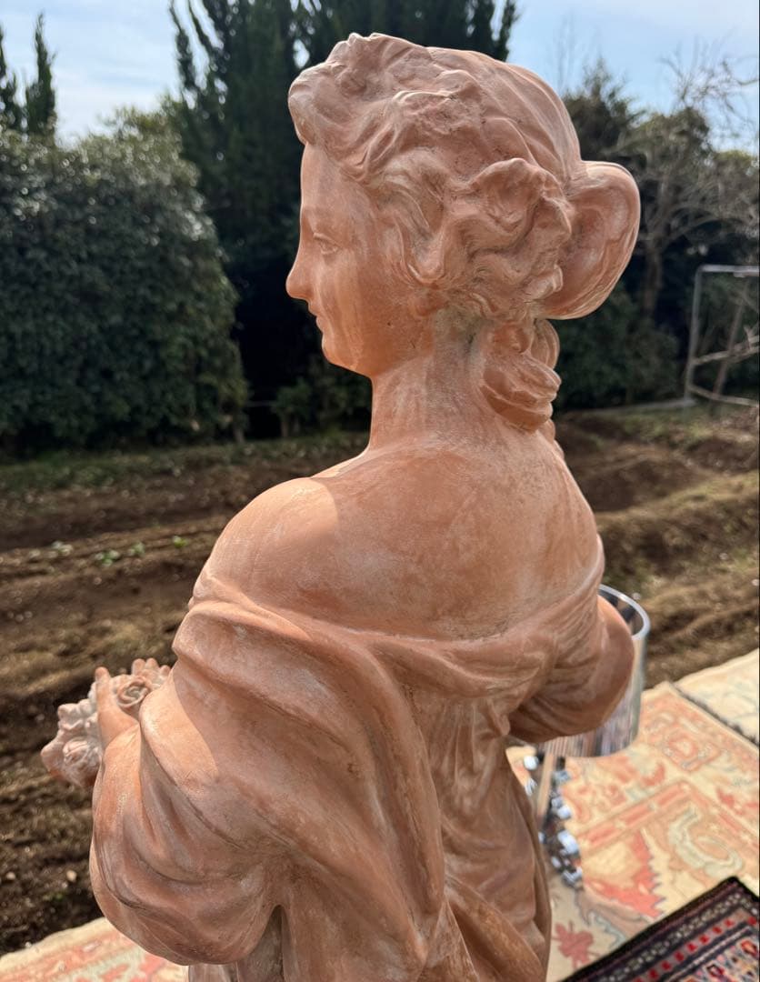 思わず見惚れる表情 イタリア製テラコッタMARIONI PAOLO 高158cm