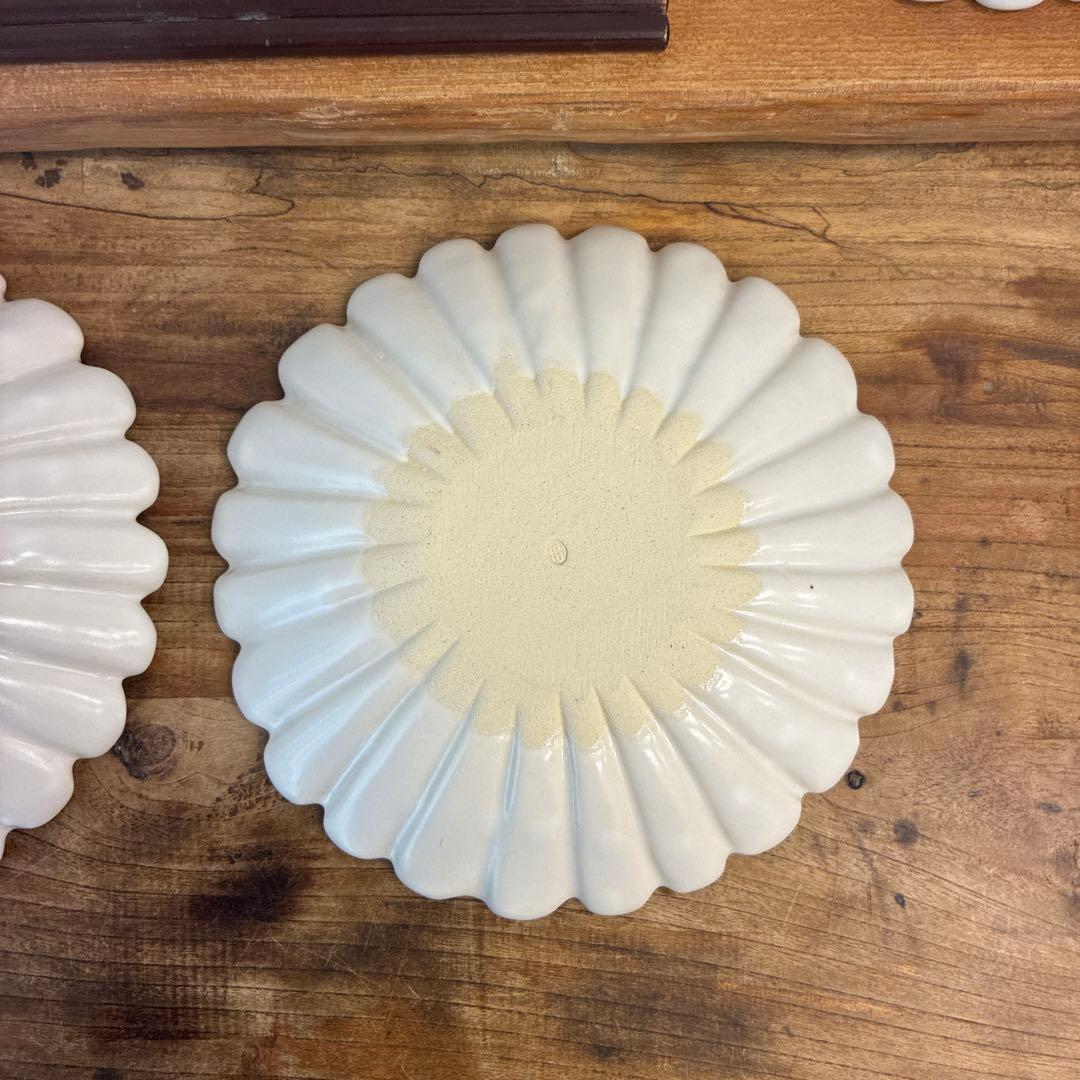 新品　陶器　陶芸作家　輪花皿5枚　693