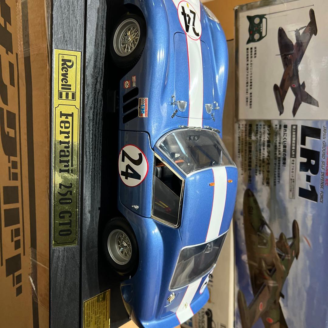 未使用品Revell Ferrari 250 GTO 1:12 ダイキャスト製