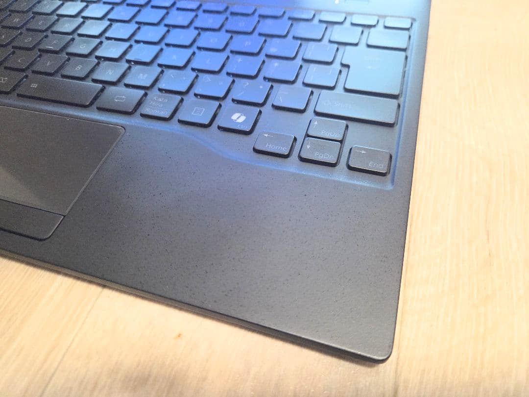 FMV LIFEBOOK WU4/J3（FMV ZERO）