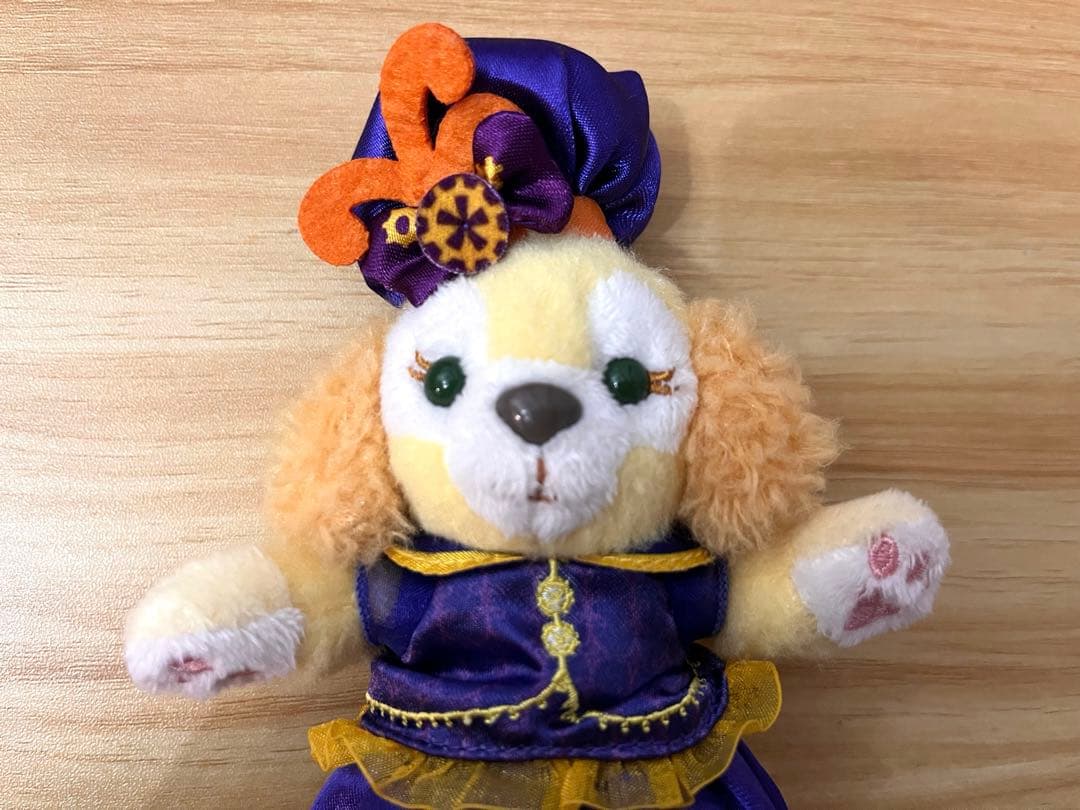 【香港限定】2018初ハロウィン クッキー　ぬいぐるみバッジ 美品　ディズニー