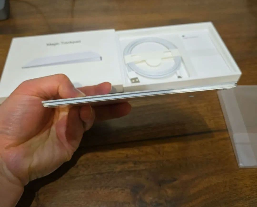 マウス・トラックボール Magic Trackpad 2 (MJ2R2J/A)