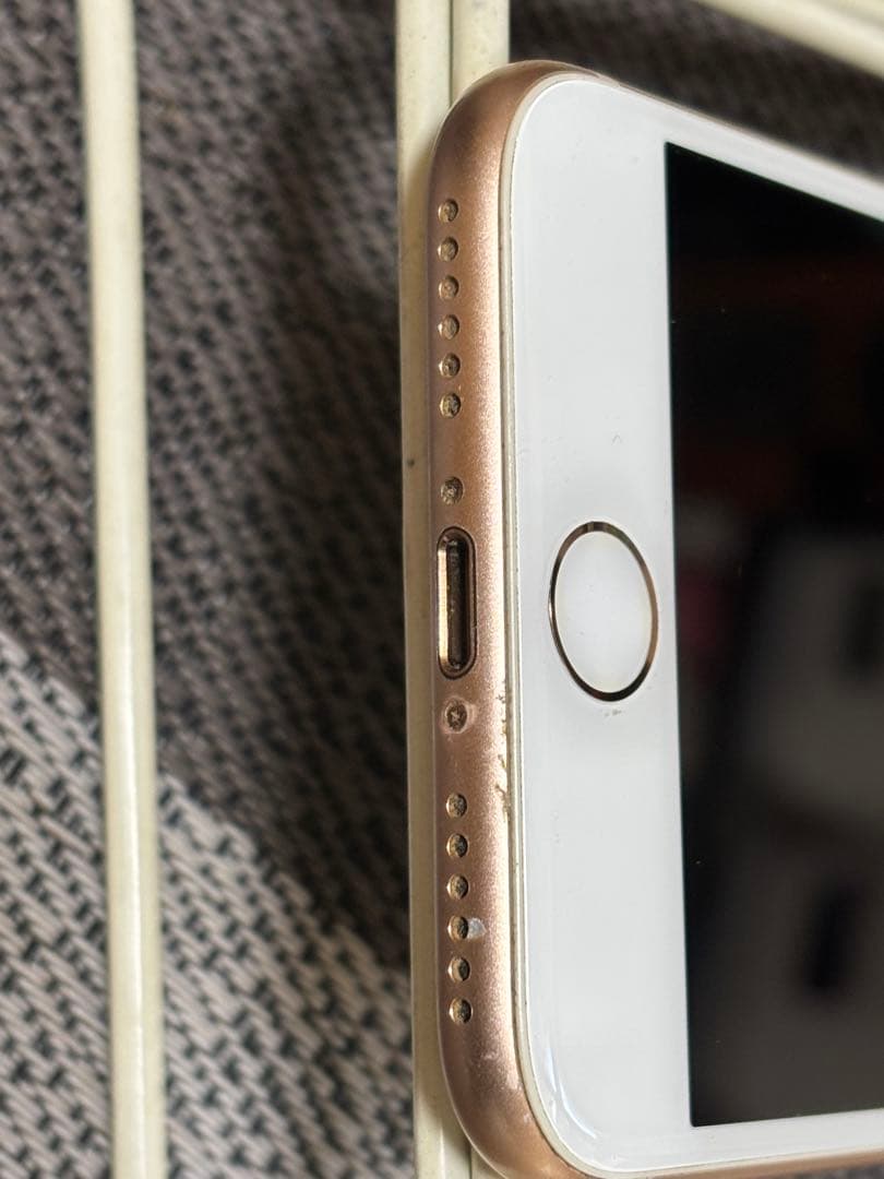 Apple iPhone 8 64GB ピンクゴールド 本体