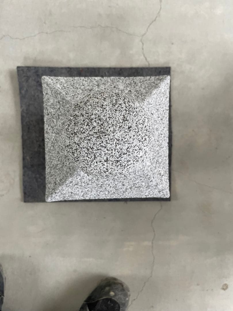 一石五輪塔　手作り　御影石