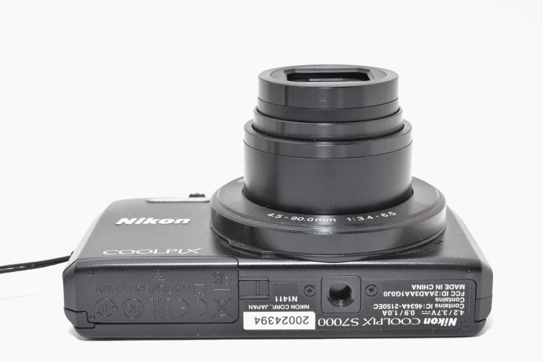 美品 Nikon COOLPIX S7000 ブラック デジタルカメラ コンデジ