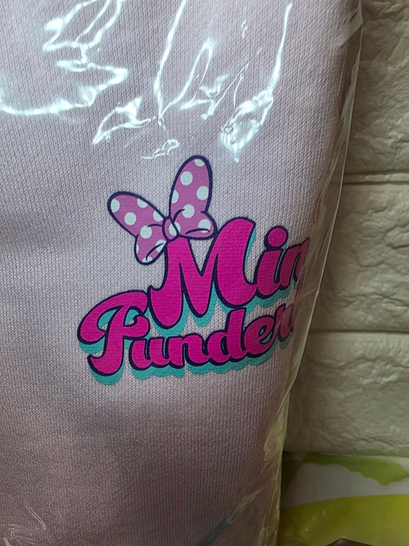 新品 ディズニーランドミニーファンダーランド パルパルーザトレーナー