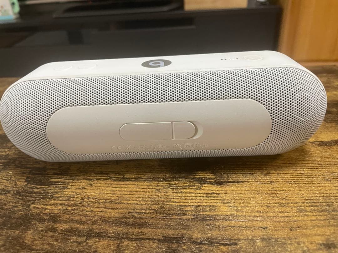 Beats Pill+ ポータブルBluetoothスピーカー