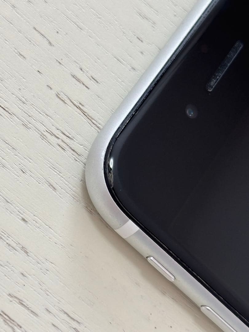 Apple iPhoneSE 第2世代 ホワイト 本体のみ