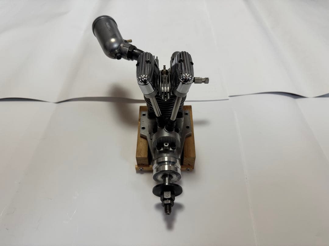 SAITO FA-180 4ストロークエンジン