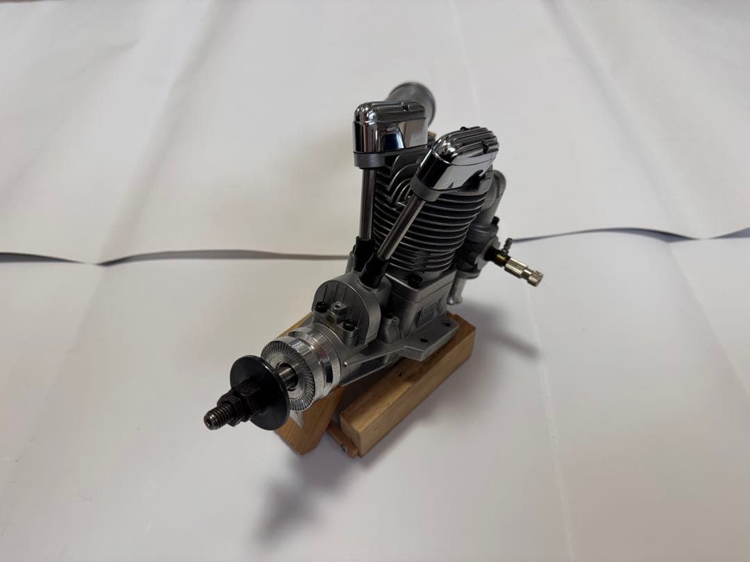 SAITO FA-180 4ストロークエンジン