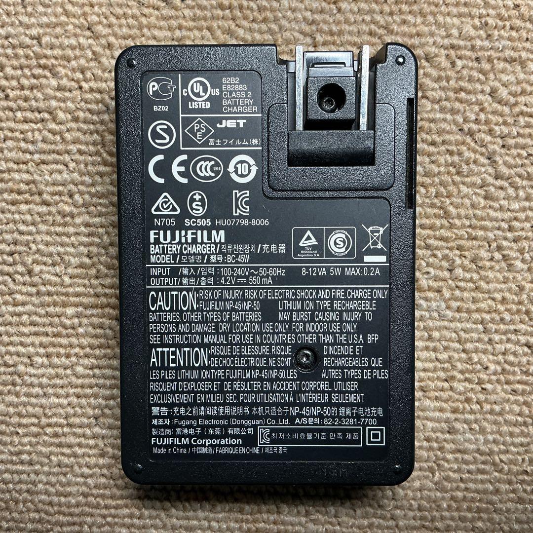 Fujifilm Z33 WP コンパクトデジタルカメラ　【ジャンク品】