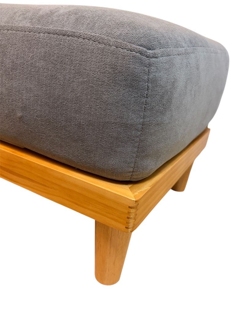 【限界値下げ‼️】Soroi グレージュ 1人掛け ソファ•オットマン付き