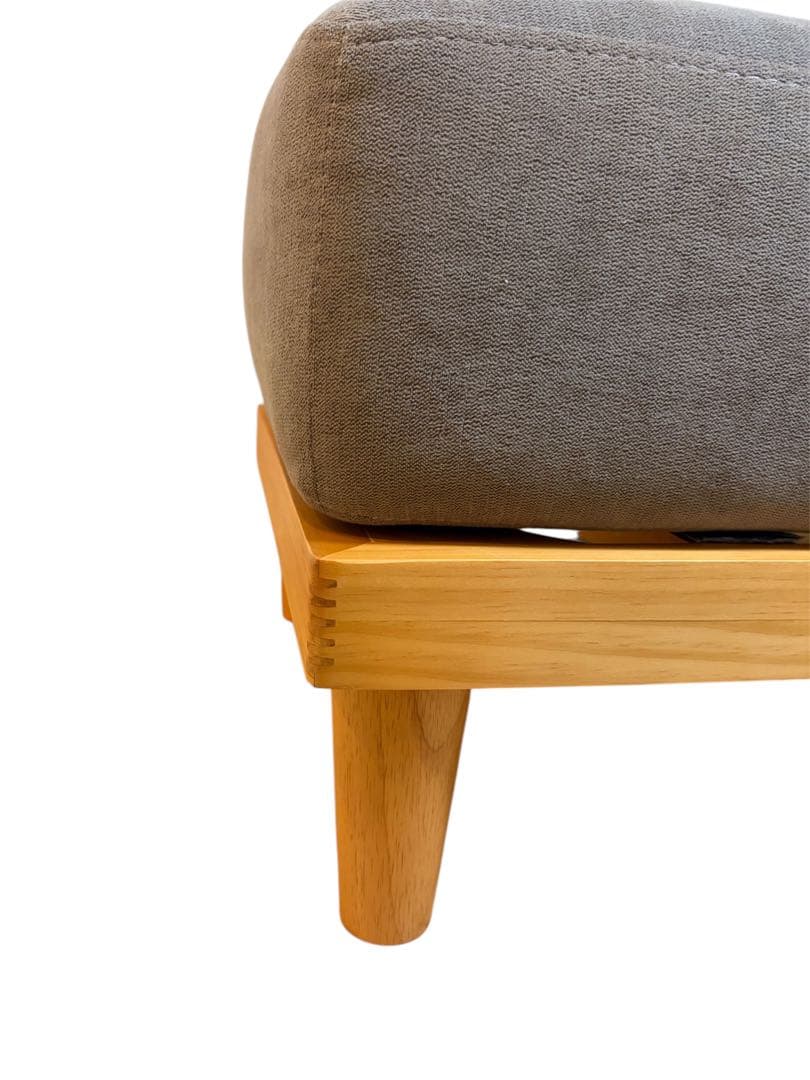 【限界値下げ‼️】Soroi グレージュ 1人掛け ソファ•オットマン付き