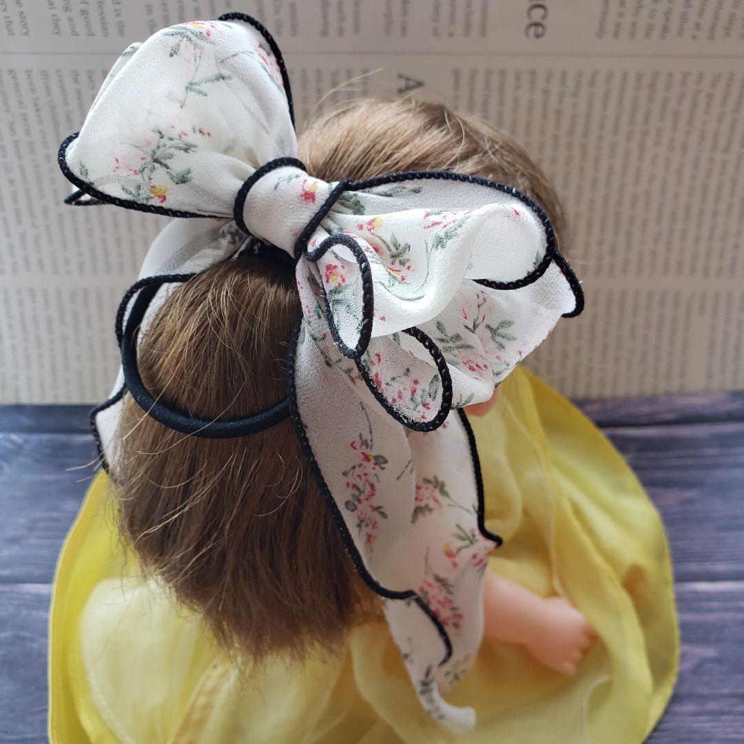 リボン　ヘアゴム♡小花柄シフォンリボン♡ホワイト×ピンク小花♡ハンドメイド