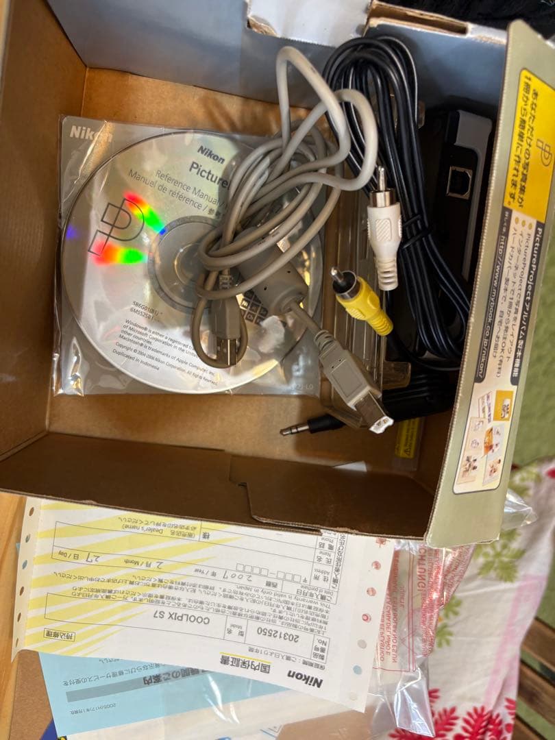 さらにお値下げ Nikon COOLPIX S7 コンパクトデジタルカメラ