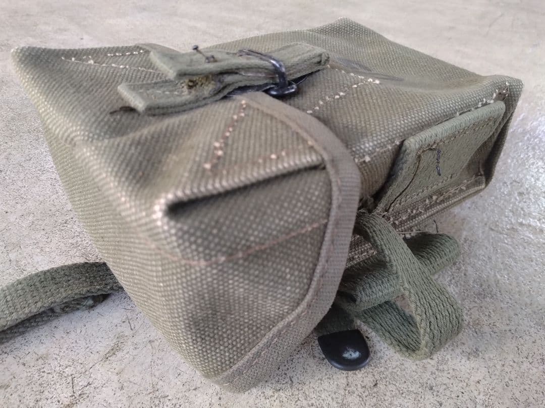 ベトナム装備 M1956 アムニションポーチ