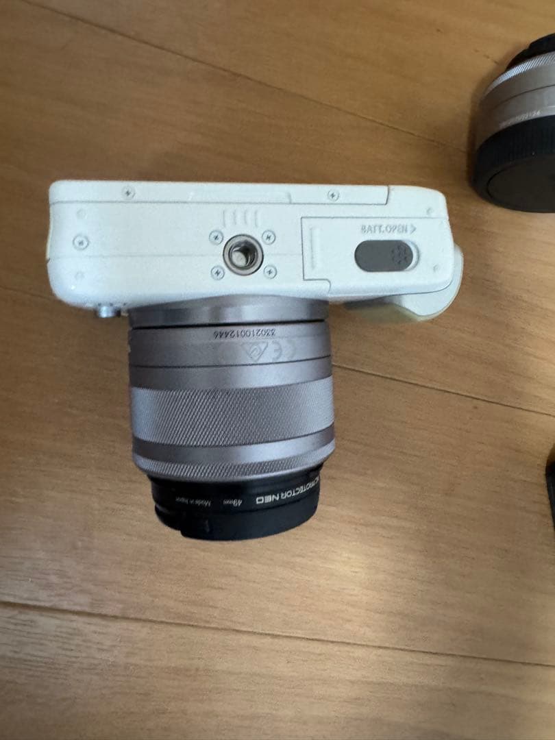 Canon キャノン　デジタル一眼レフカメラ　EOS M10 レンズ3つ