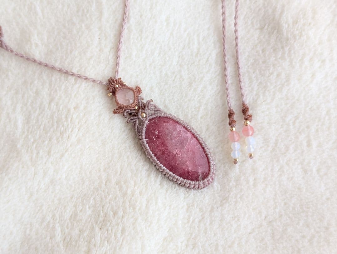マクラメネックレス ロードナイト/ローズクォーツ