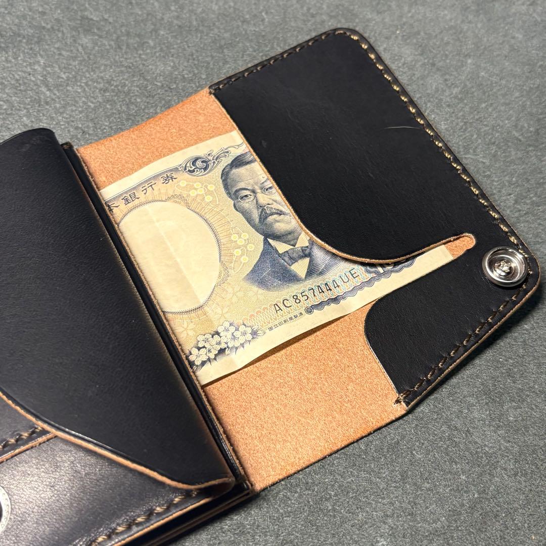 栃木レザー ショートトラッカーウォレット ブラック 黒 コンチョ コンパクト