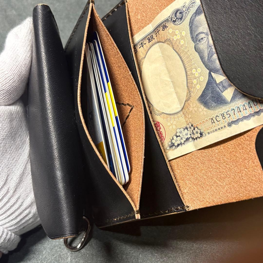 栃木レザー ショートトラッカーウォレット ブラック 黒 コンチョ コンパクト