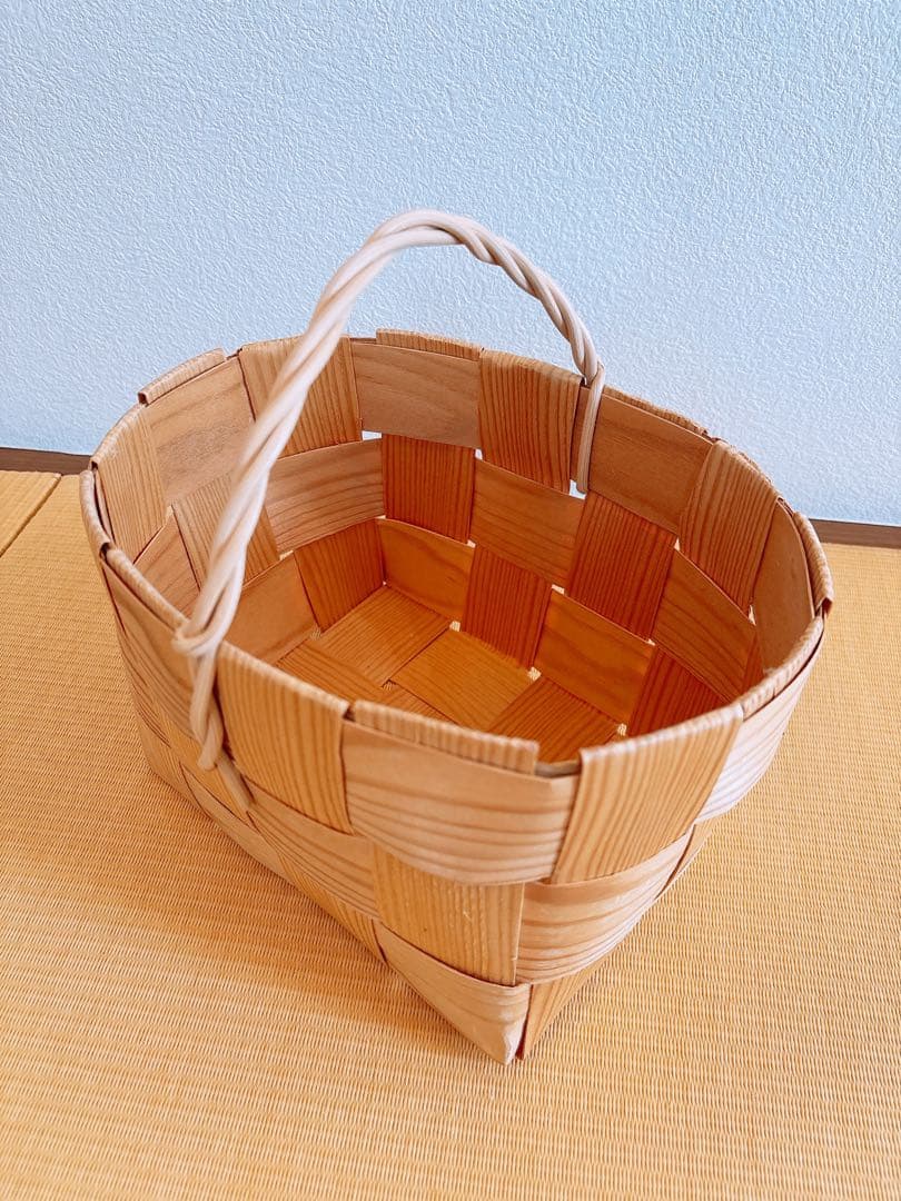 akko 北欧フィンランド モミの木 かご バスケット S