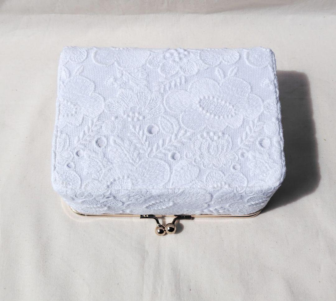 ミナペルホネン smile flower①（white）ボックスがま口