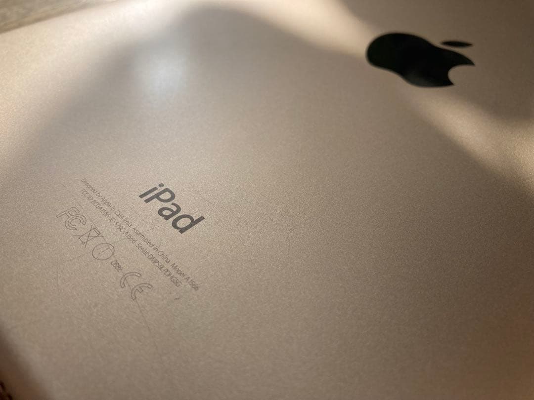 iPad Air2 Wi-Fiモデル 32GB A1566 本体のみ