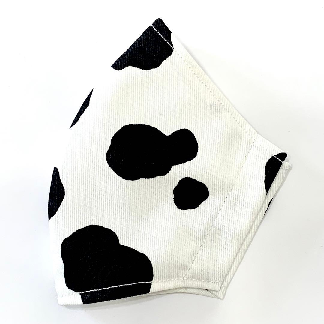 No.627 オーダーマスク　牛柄　モノトーン　ハンドメイド　cow