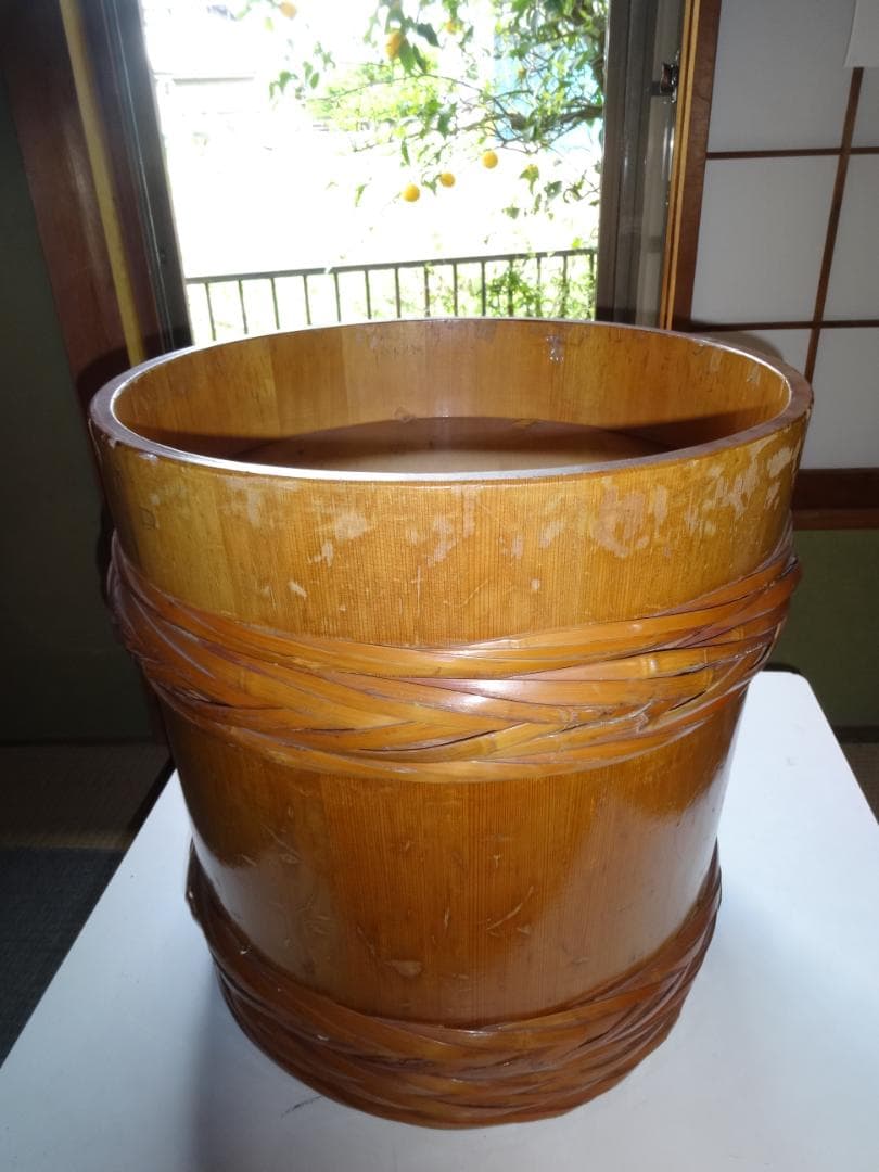 樽（小）商品のディスプレイなどに