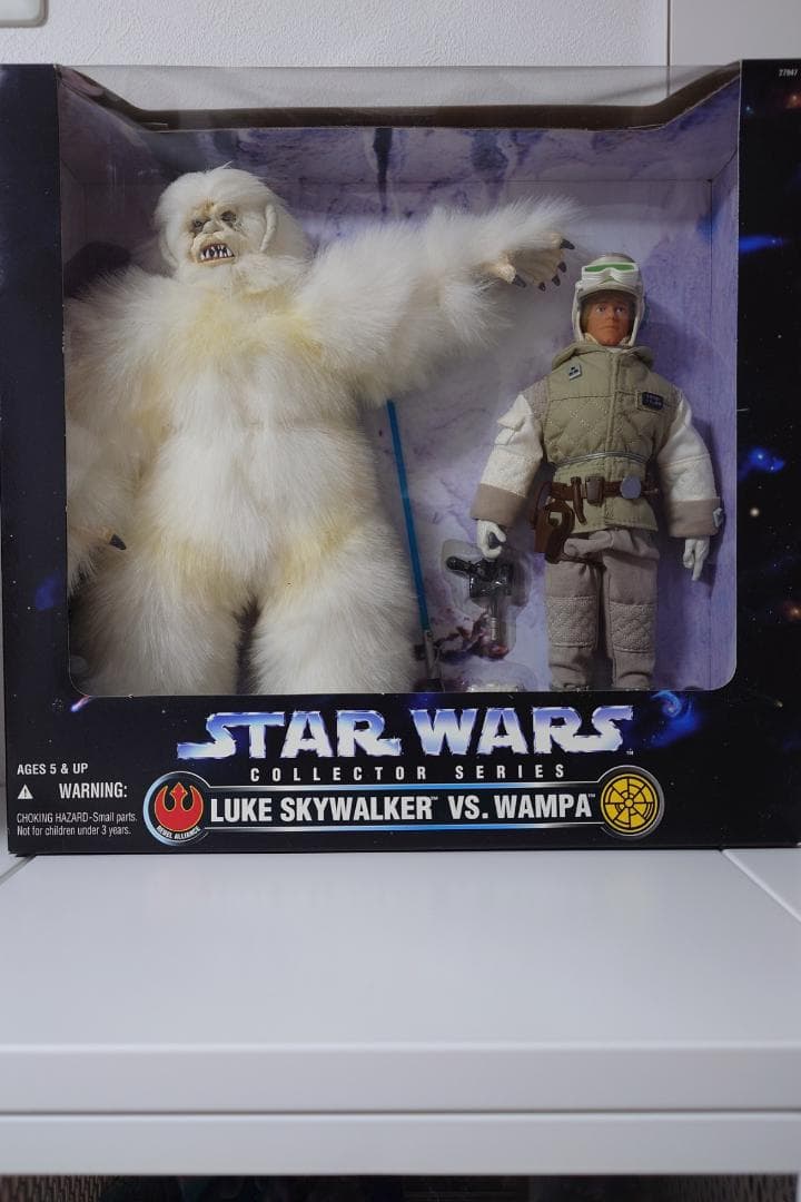 STAR WARS Luke Skywalker vs. Wampa 箱付