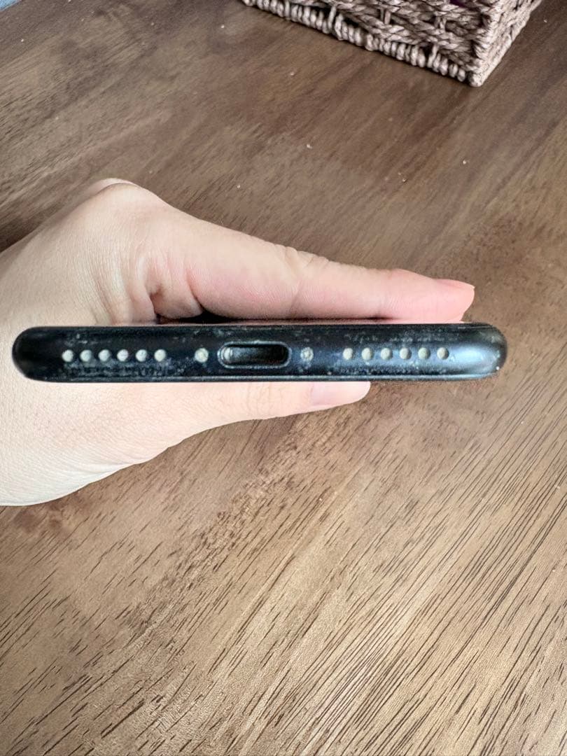 Apple iPhone SE (第2世代) ブラック 128GB【ジャンク品】
