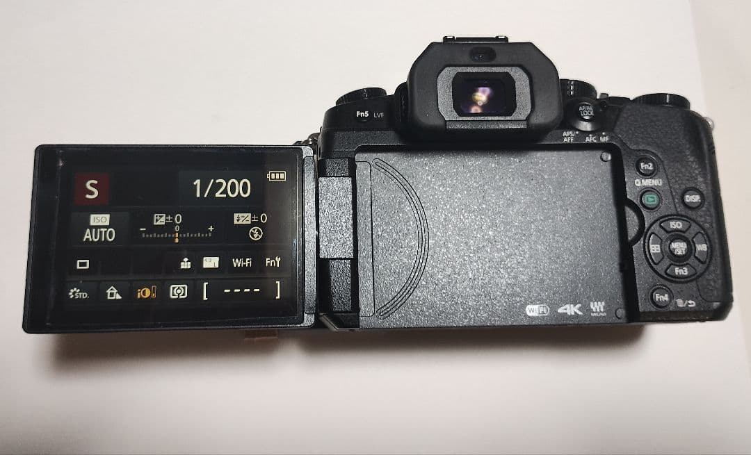 LUMIX G DMC-G8 デジタル一眼レフカメラ 本体とレンズ2本
