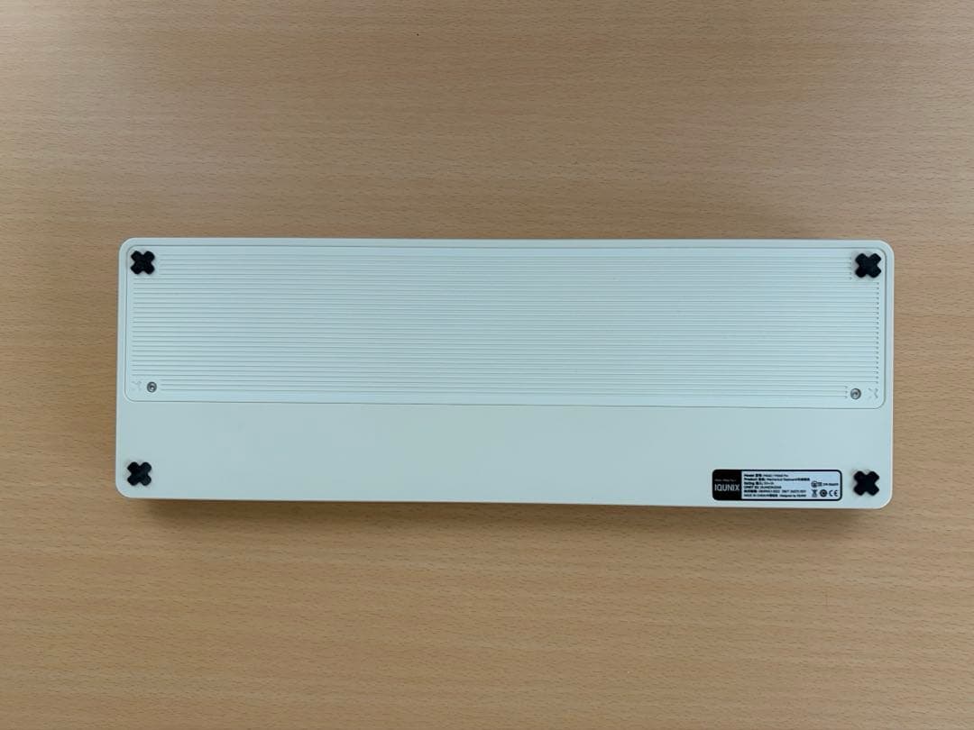 IQUNIX Magi65 オークルホワイト