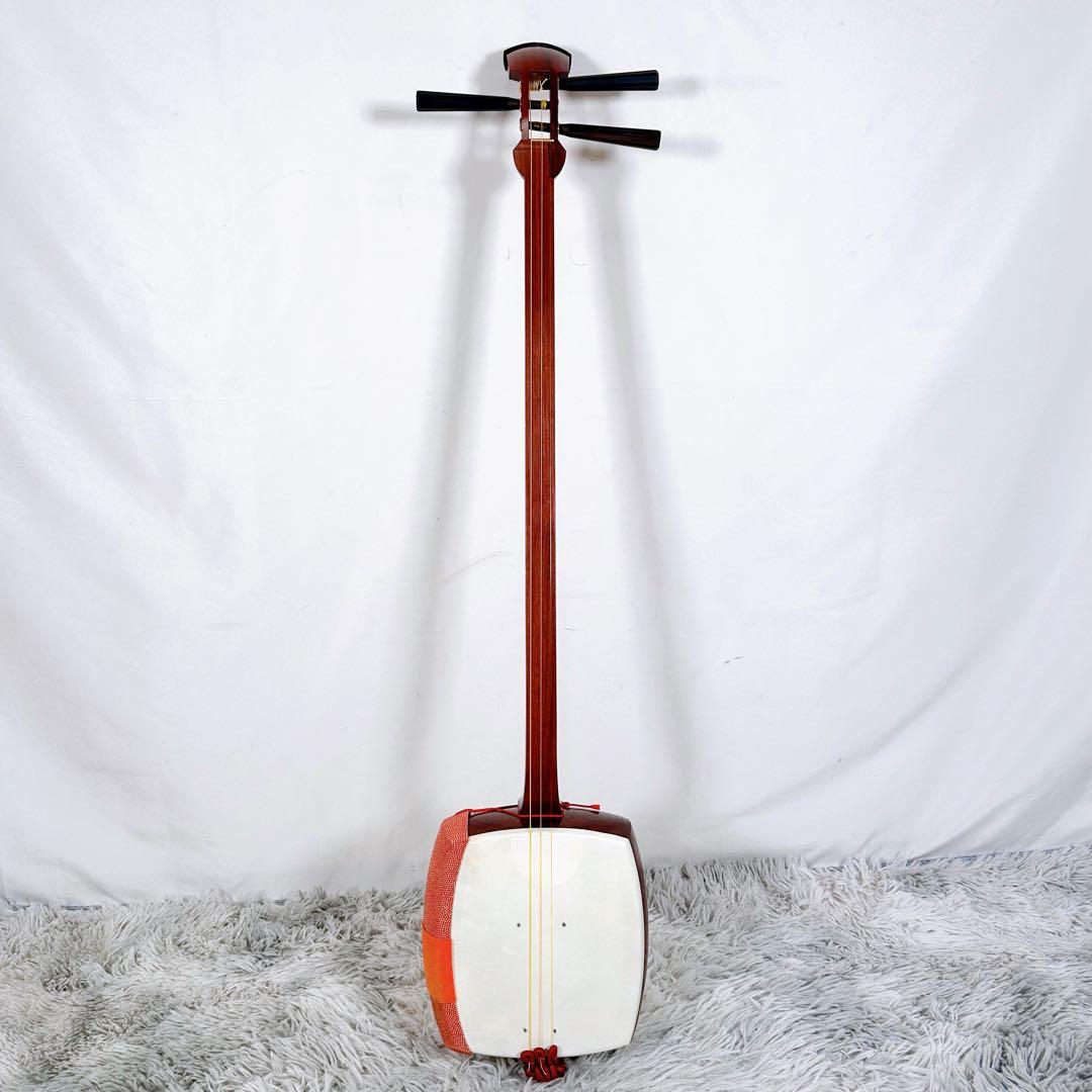 【良品】長唄三味線　中棹　花梨　　丸打胴　本皮　皮破れなし　天神欠けなし　合金