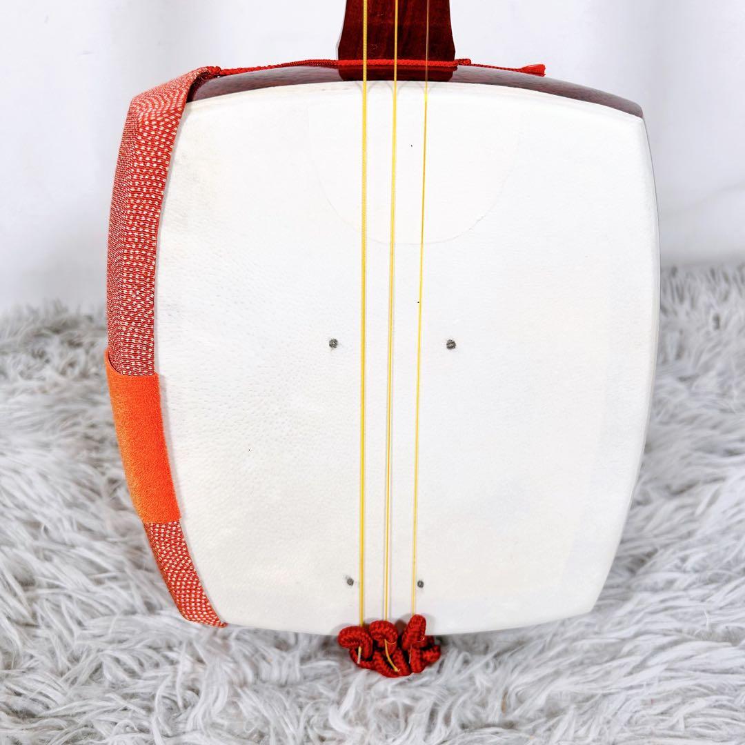 【良品】長唄三味線　中棹　花梨　　丸打胴　本皮　皮破れなし　天神欠けなし　合金