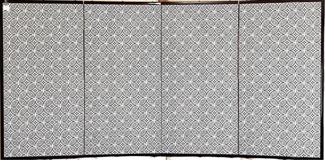 四つ折り屏風　日本画　金箔彩色　『藤に大葉』