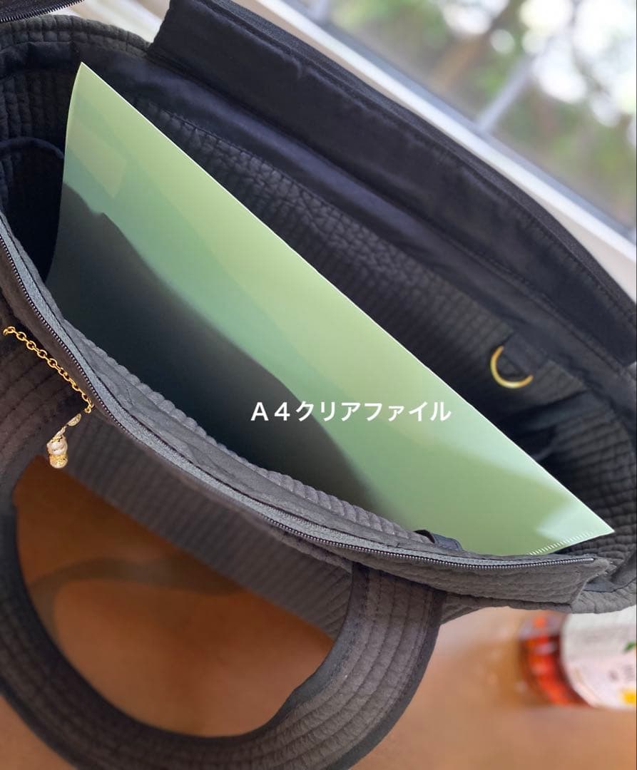 Ａ.ブラック　程よいサイズで仕切りポーチ付きヌビバッグ(サイドポケットノーマル)