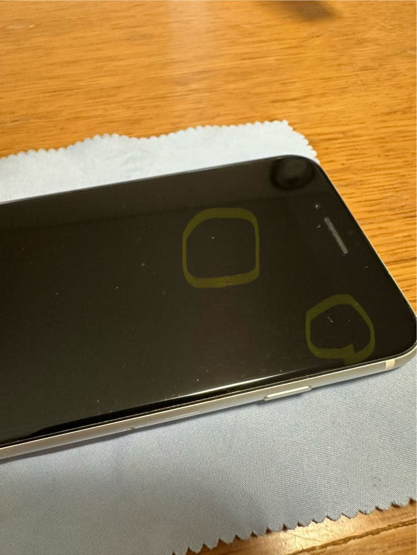 iPhone SE2 シルバー 64GB