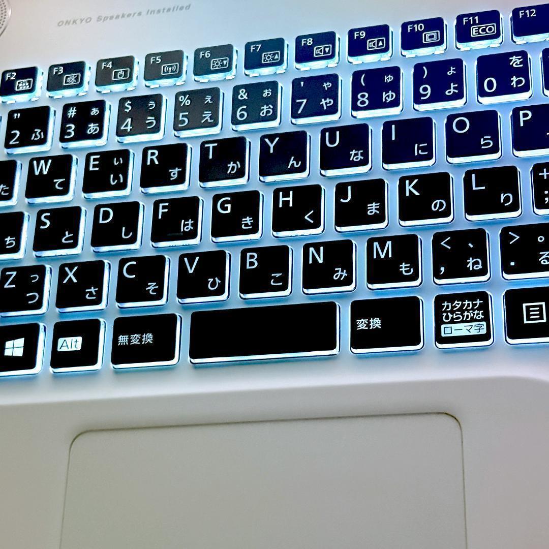 美品☆Corei7・8GB・SSD512・バックライトキーボード・ノートパソコン