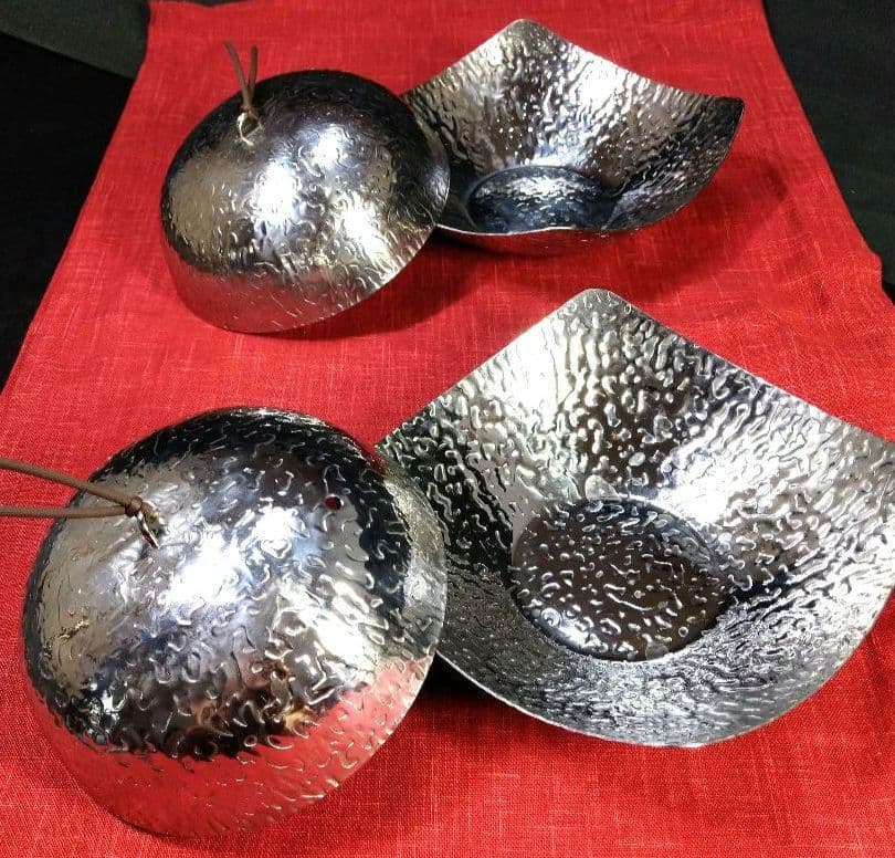 ♥希少な奨め一押し【 高級ステンレス皿 食器 】&【卓上一人鍋用】新品１セット