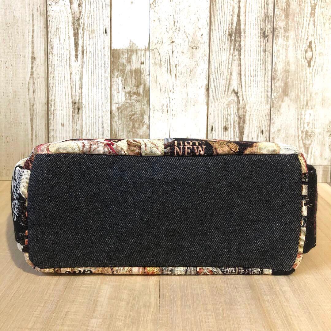 ショルダーバッグ　ハンドメイド　デニムリメイク　ブラック×レッド【新品デニム】