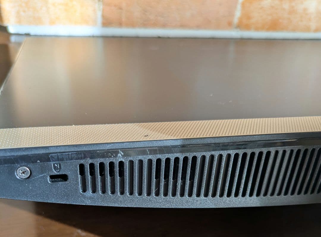 ASUS 23.8型液晶一体型スリムデスクトップPCセット 2017年製