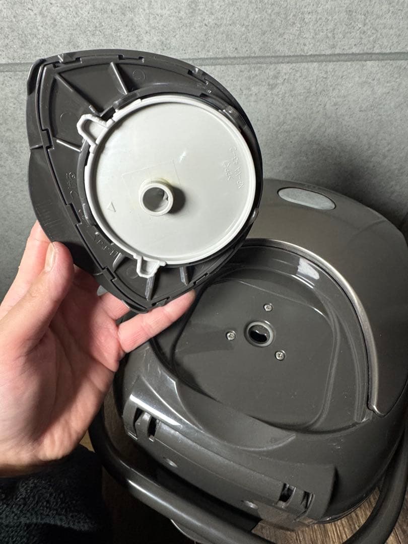 ５合炊き炊飯器 NP-VU10 内釜ほぼ新品