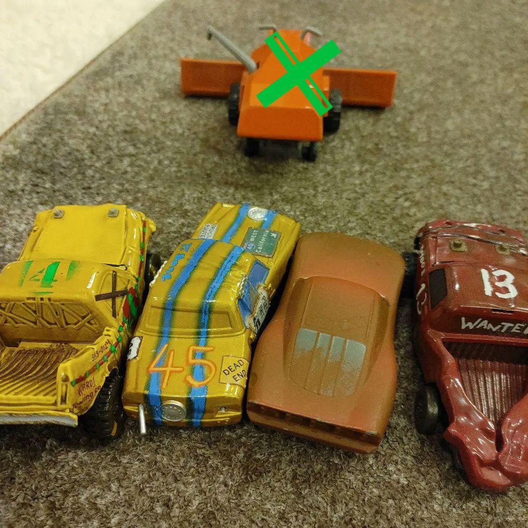 カーズ　マテル　4台　美品