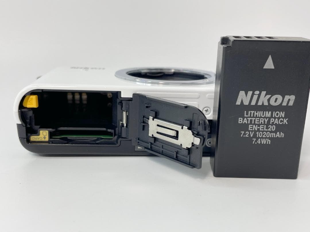 Nikon 1 J1 ミラーレスデジカメ 本体 #3A06