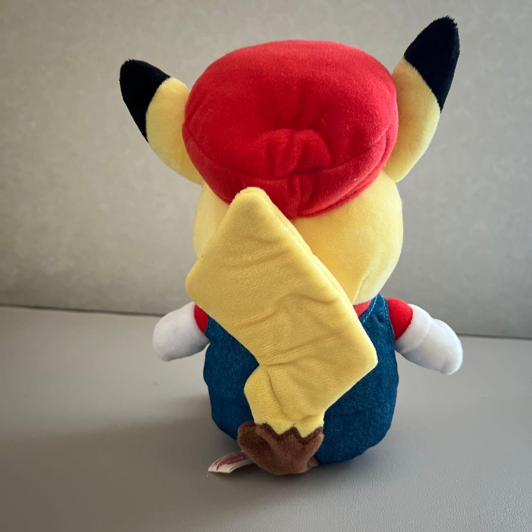 マリオ風ピカチュウぬいぐるみ