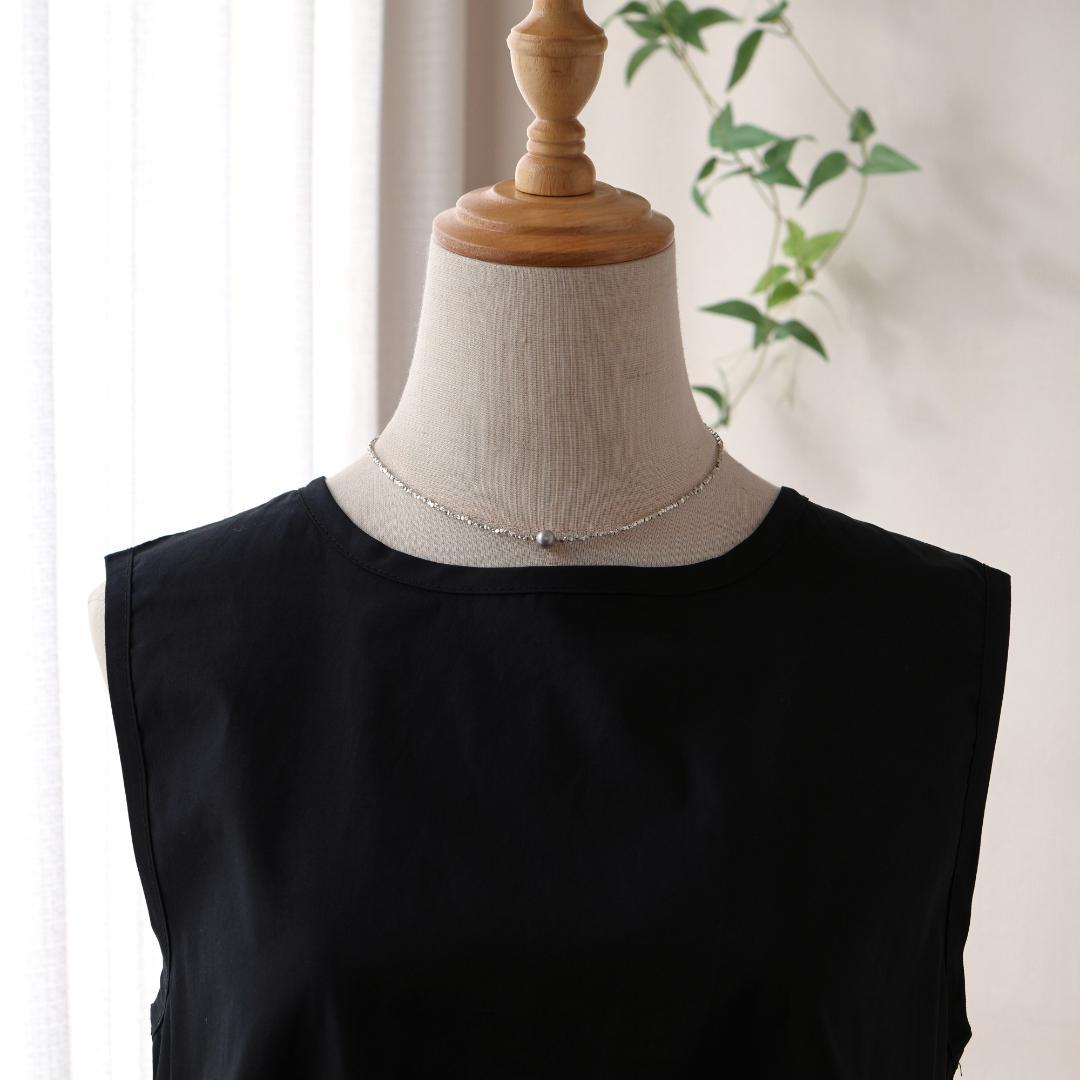 カレンシルバーとグレーパールのネックレス　カレンシルバー　グレー　パール　上品