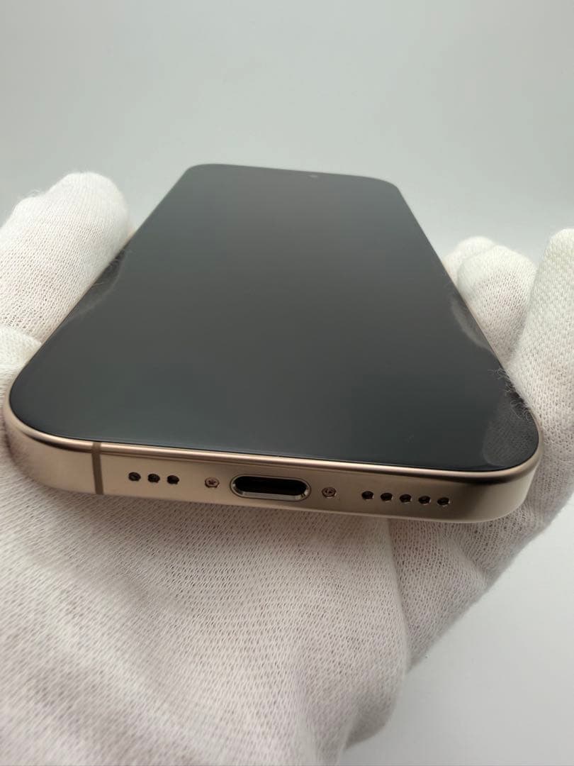 【極美品】iPhone16 Pro 1TB デザートチタニウムSIMフリー