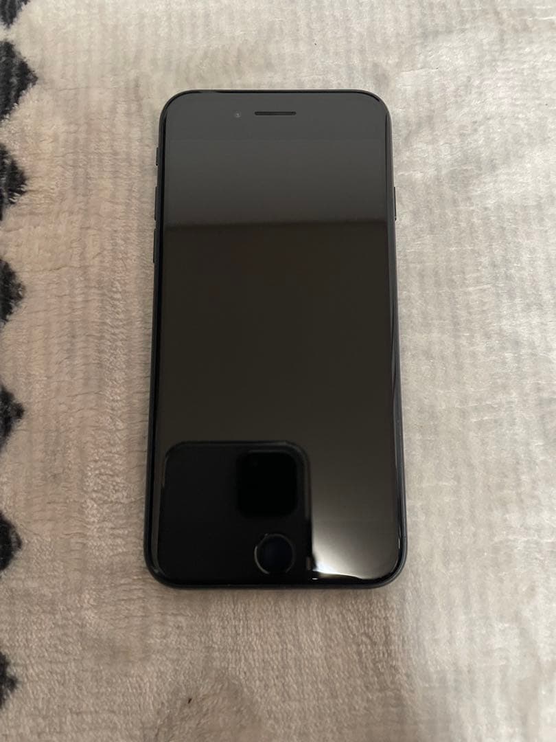 Apple iPhone SE (第2世代) ブラック 動作確認済み